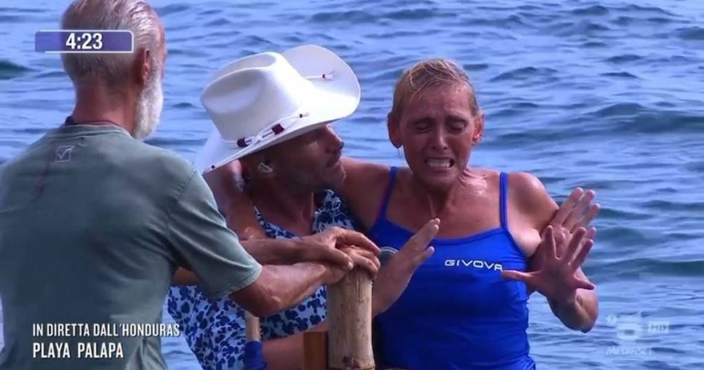 Isola Dei Famosi Alessandra Drusian Jalisse Ha Un Malore Durante La