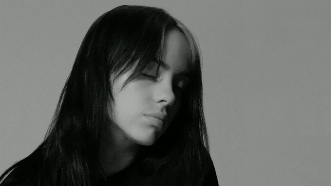 “No Time To Die” di Billie Eilish sarà la nuova colonna sonora del nuovo 007 “No Time To Die” di Billie Eilish sarà la nuova colonna sonora del nuovo 007