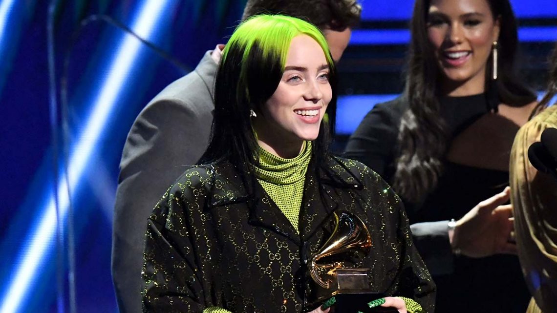 Billie Eilish: dopo il successo di “No time to Die” annuncia: “non leggerò più i commenti su Instagram” Billie Eilish: dopo il successo di “No time to Die” annuncia: “non leggerò più i commenti su Instagram”