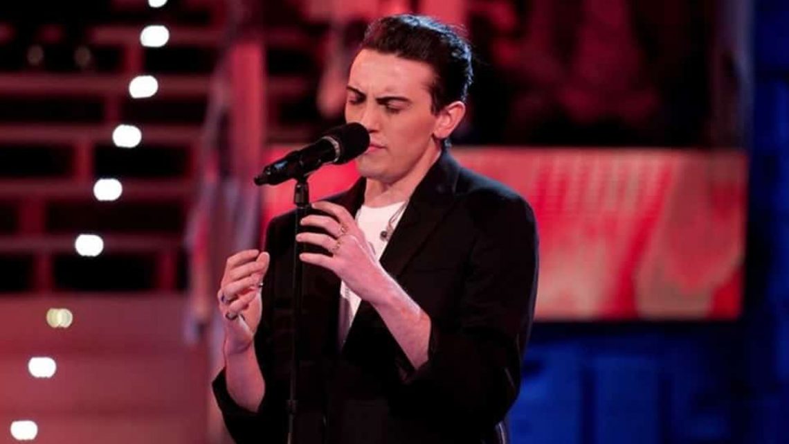 Amici 19, ecco il ritorno di Michele Bravi con un esibizione da brividi (VIDEO) Amici 19, ecco il ritorno di Michele Bravi con un esibizione da brividi (VIDEO)