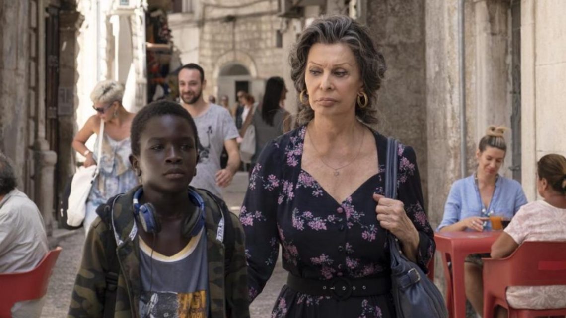 Netflix: Sophia Loren torna sul set per un nuovo film Netflix: Sophia Loren torna sul set per un nuovo film