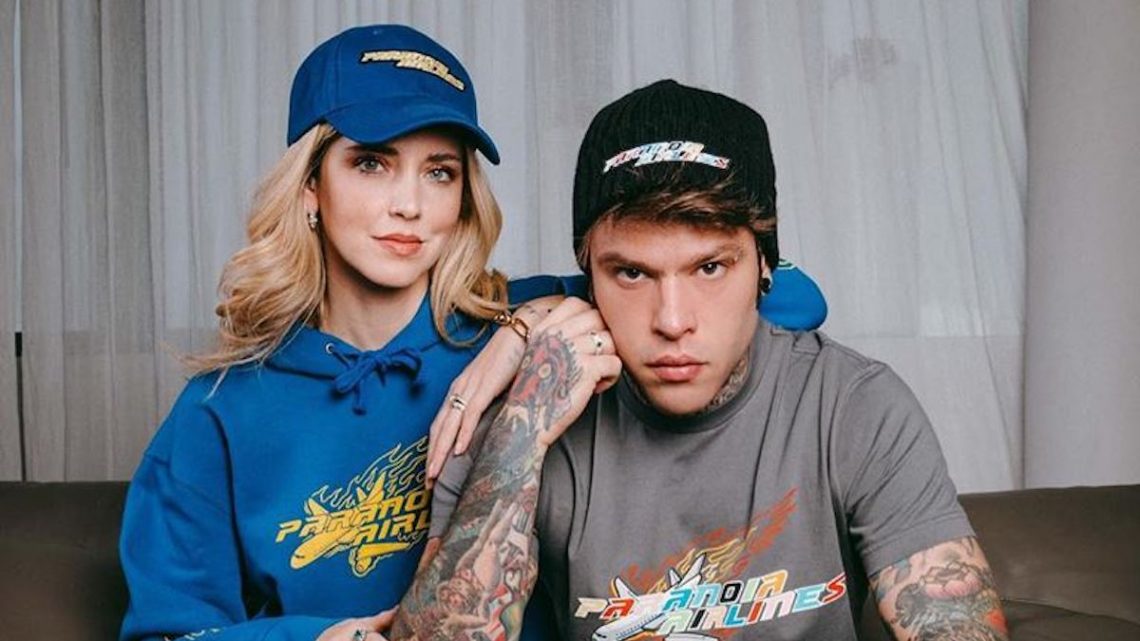 Fedez ha deciso di sospendere le dirette dal balcone, ecco il perchè… Fedez ha deciso di sospendere le dirette dal balcone, ecco il perchè…
