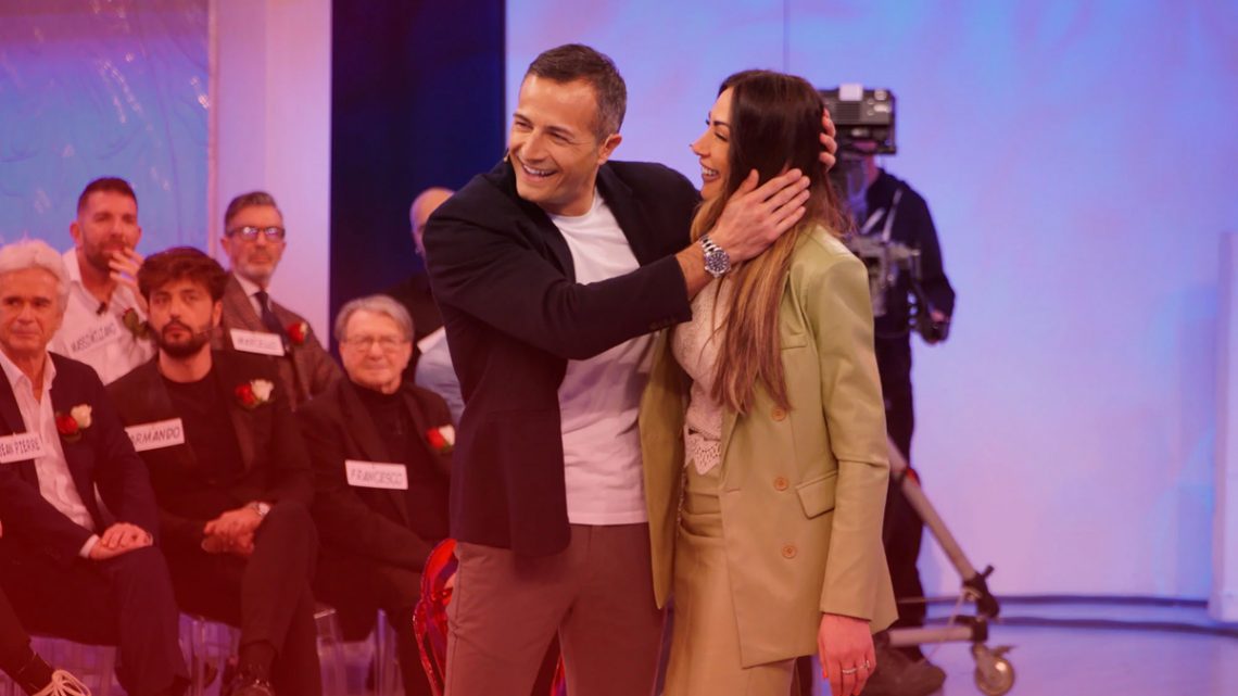 Uomini e Donne 05.03.2020, Ida e Riccardo ancora insieme Uomini e Donne 05.03.2020, Ida e Riccardo ancora insieme