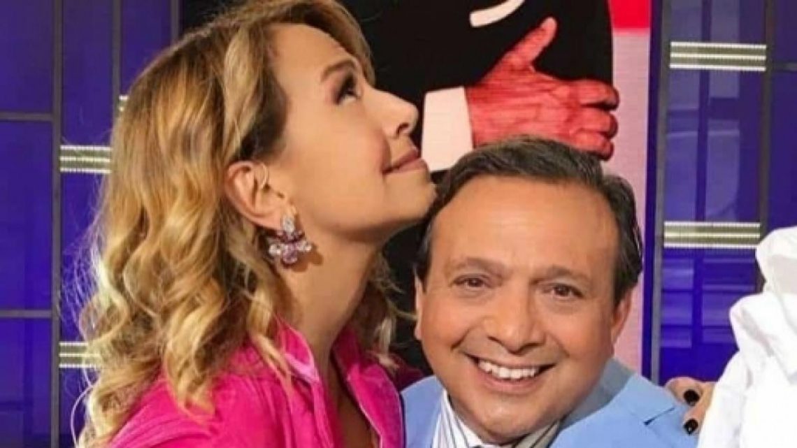Mediaset sospende programmi importanti, inizia il bombardamento da Coronavirus? Mediaset sospende programmi importanti, inizia il bombardamento da Coronavirus?