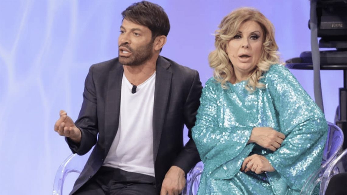 Uomini e donne torna in diretta? “The show must go on” Uomini e donne torna in diretta? “The show must go on”