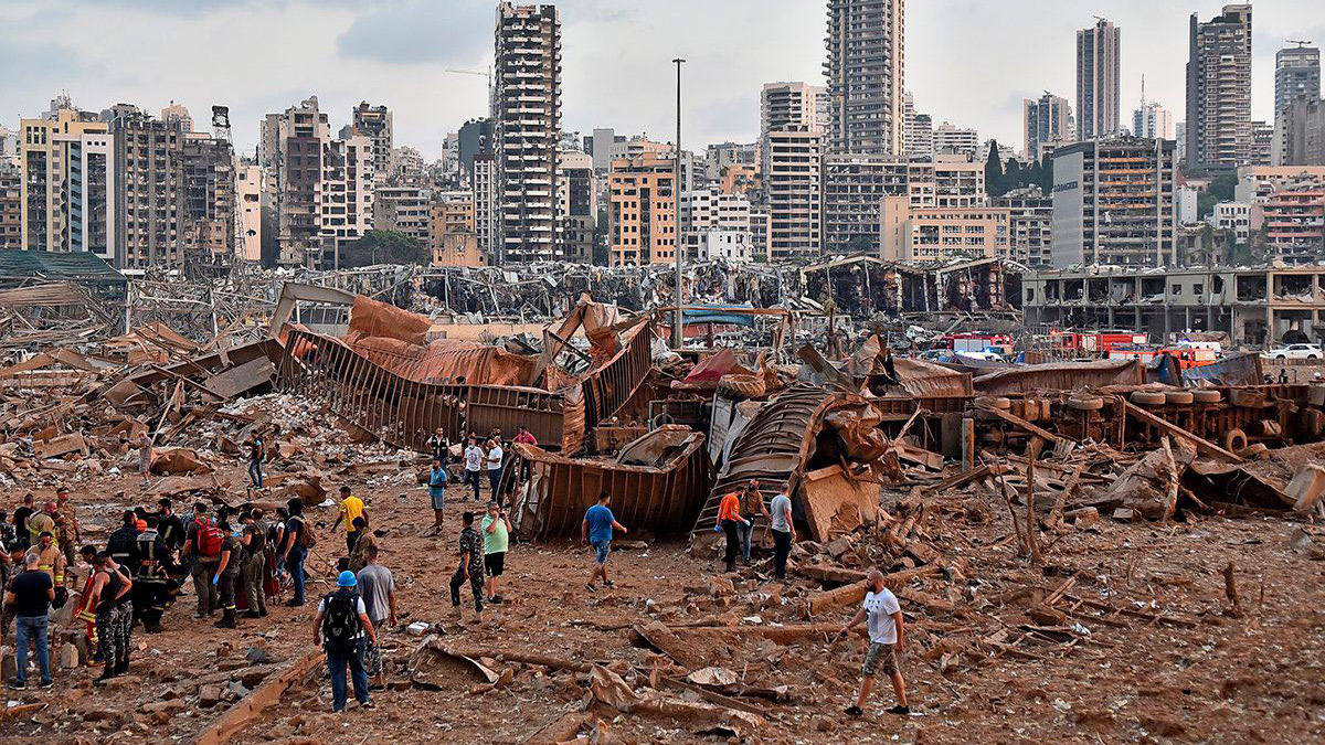 Esplosione a Beirut: sale il bilancio di morti e feriti