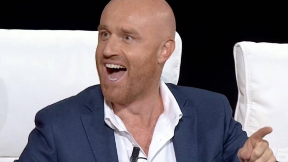 Tu Si Que Vales: un concorrente litiga con Rudy Zerbi, “ma tu hai capito chi hai di fronte?”(VIDEO) Tu Si Que Vales: un concorrente litiga con Rudy Zerbi, “ma tu hai capito chi hai di fronte?”(VIDEO)