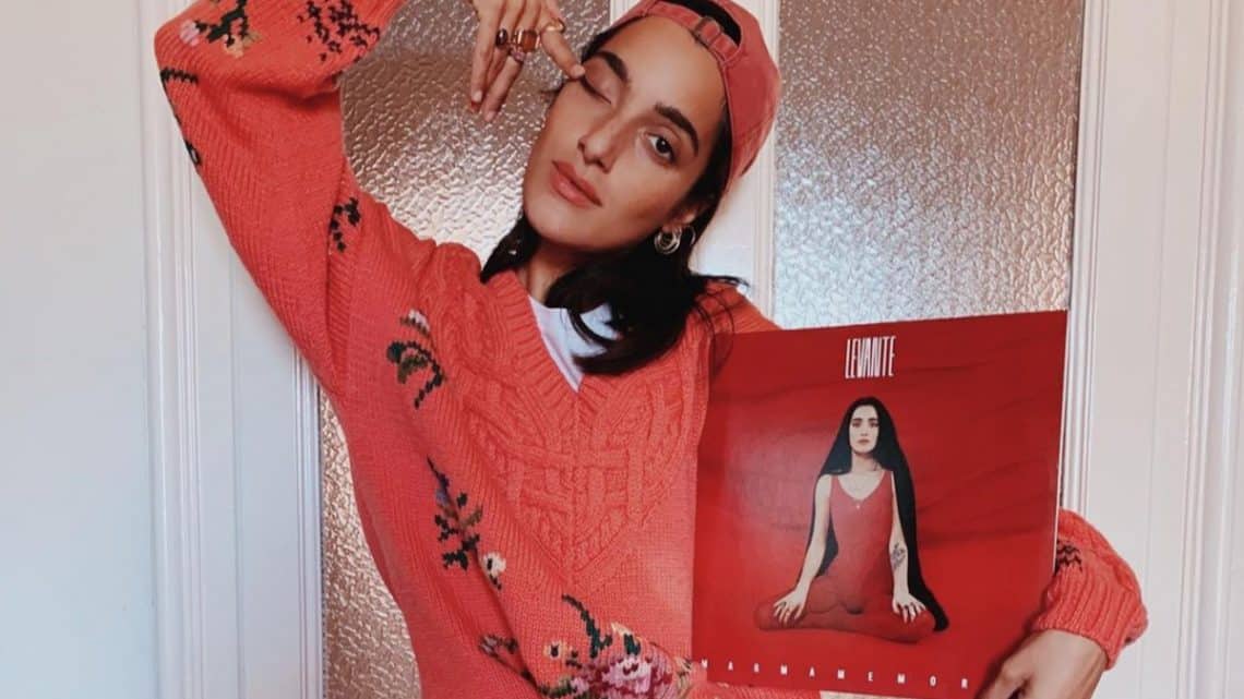 Levante e il suo Tikibombom, certificato il Disco Platino. Levante e il suo Tikibombom, certificato il Disco Platino.