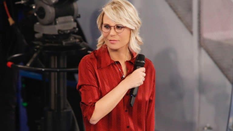 Chi Veste Maria De Filippi Ad Amici 2022