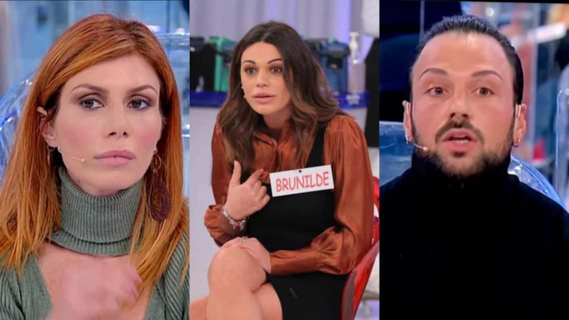 Uomini e Donne, Enzo indeciso tra Claudia e Brunilde…(VIDEO REAZIONE) Uomini e Donne, Enzo indeciso tra Claudia e Brunilde…(VIDEO REAZIONE)