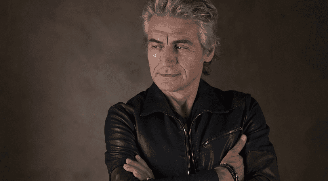 Luciano Ligabue: ad un mese dall’uscita il disco di inediti “7” è Platino! Luciano Ligabue: ad un mese dall’uscita il disco di inediti “7” è Platino!