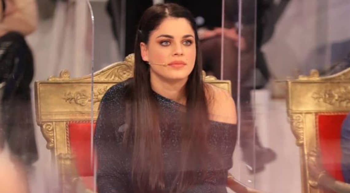 UeD, Samantha Curcio confessa: “Non sono stata molto fortunata.” UeD, Samantha Curcio confessa: “Non sono stata molto fortunata.”