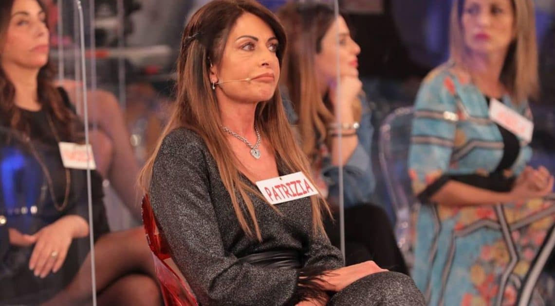 UeD, Patrizia D’Elia parla di Roberto: “Non mi fido di lui…” UeD, Patrizia D’Elia parla di Roberto: “Non mi fido di lui…”