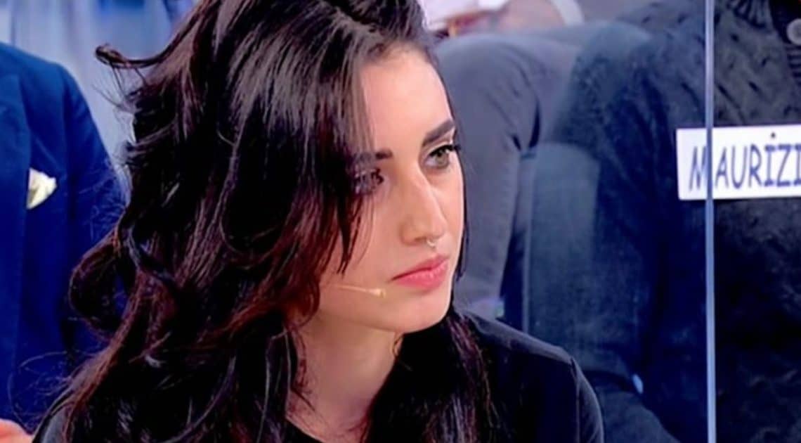 UeD, la corteggiatrice Martina su Giacomo: “Non mi ha lasciato certezze”, e poi su Carolina: “Mi intimorisce”. UeD, la corteggiatrice Martina su Giacomo: “Non mi ha lasciato certezze”, e poi su Carolina: “Mi intimorisce”.