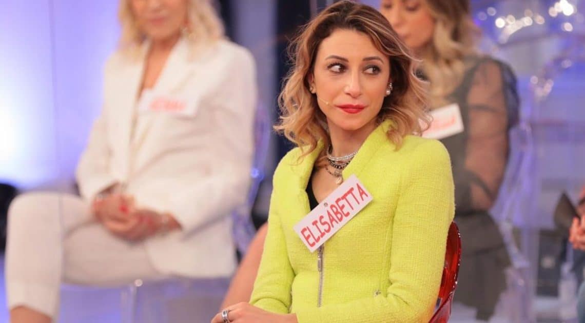 UeD, Elisabetta Simone su Luca Cenerelli: “Voglio capire se è la persona giusta per..” UeD, Elisabetta Simone su Luca Cenerelli: “Voglio capire se è la persona giusta per..”