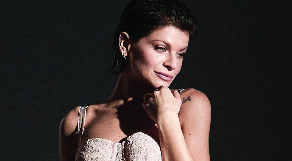 Alessandra Amoroso torna con due nuovi brani: “PIUMA” e “SORRISO GRANDE” Alessandra Amoroso torna con due nuovi brani: “PIUMA” e “SORRISO GRANDE”