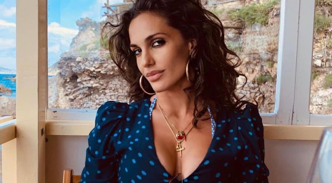 Amici, la ballerina Elena D’Amario torna single. Ecco le sue parole Amici, la ballerina Elena D’Amario torna single. Ecco le sue parole