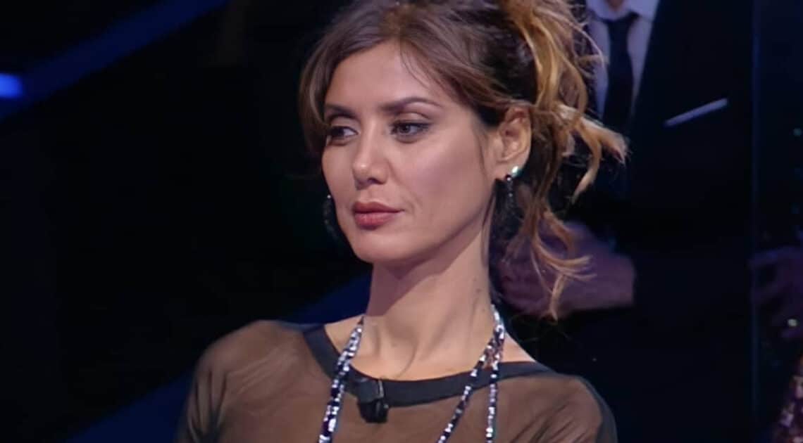 Isola: favoritismi verso alcuni concorrenti? La Martani lancia l’accusa Isola: favoritismi verso alcuni concorrenti? La Martani lancia l’accusa