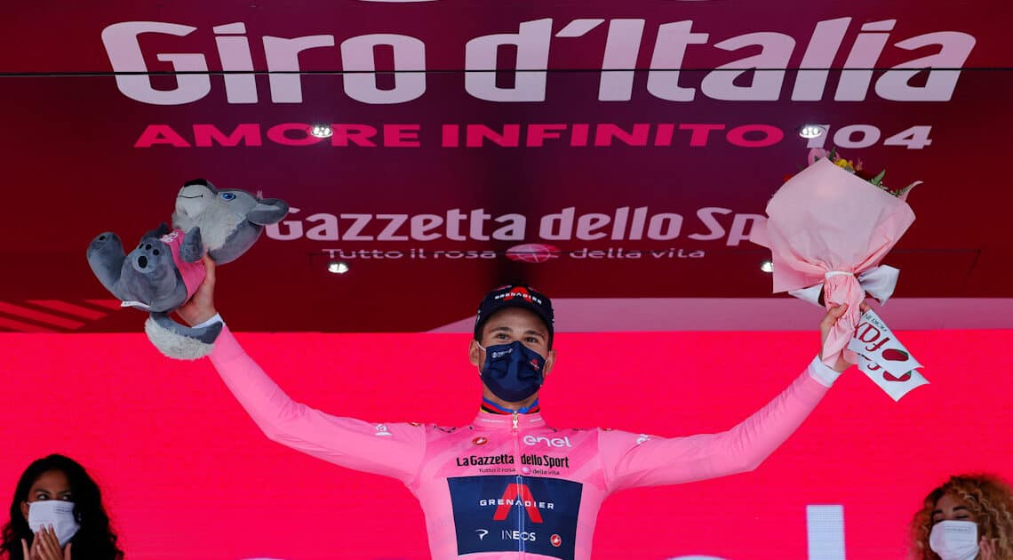 Giro d’Italia 2021: è di Filippo Ganna la prima maglia rosa Giro d’Italia 2021: è di Filippo Ganna la prima maglia rosa