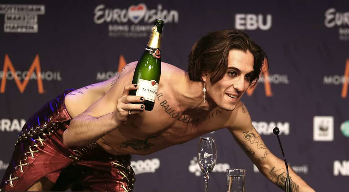 Eurovision, champagne e veleni contro i Maneskin. Ecco la loro risposta Eurovision, champagne e veleni contro i Maneskin. Ecco la loro risposta