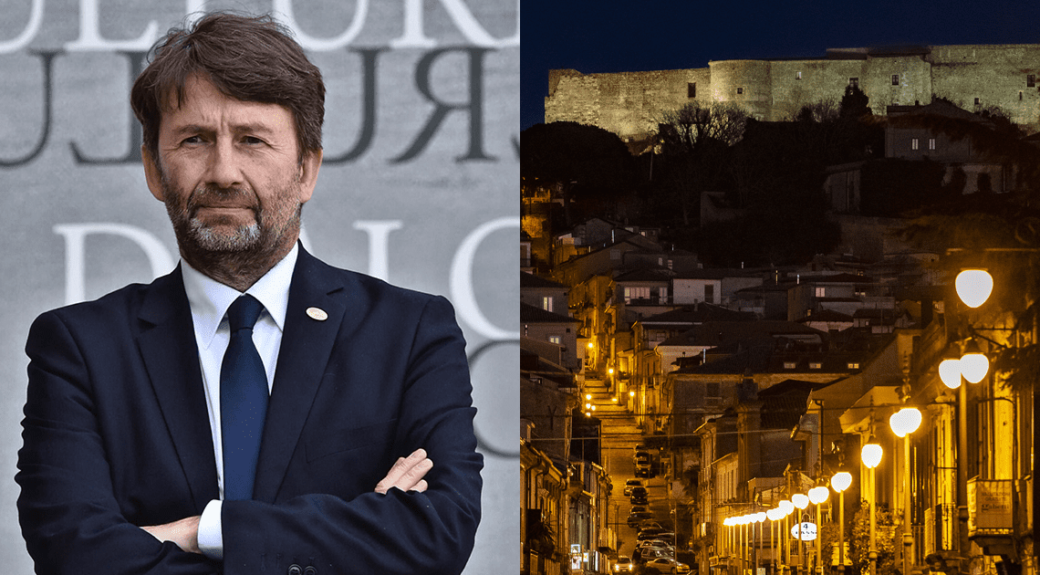 VIBO VALENTIA Capitale italiana del Libro 2021 (VIDEO) VIBO VALENTIA Capitale italiana del Libro 2021 (VIDEO)
