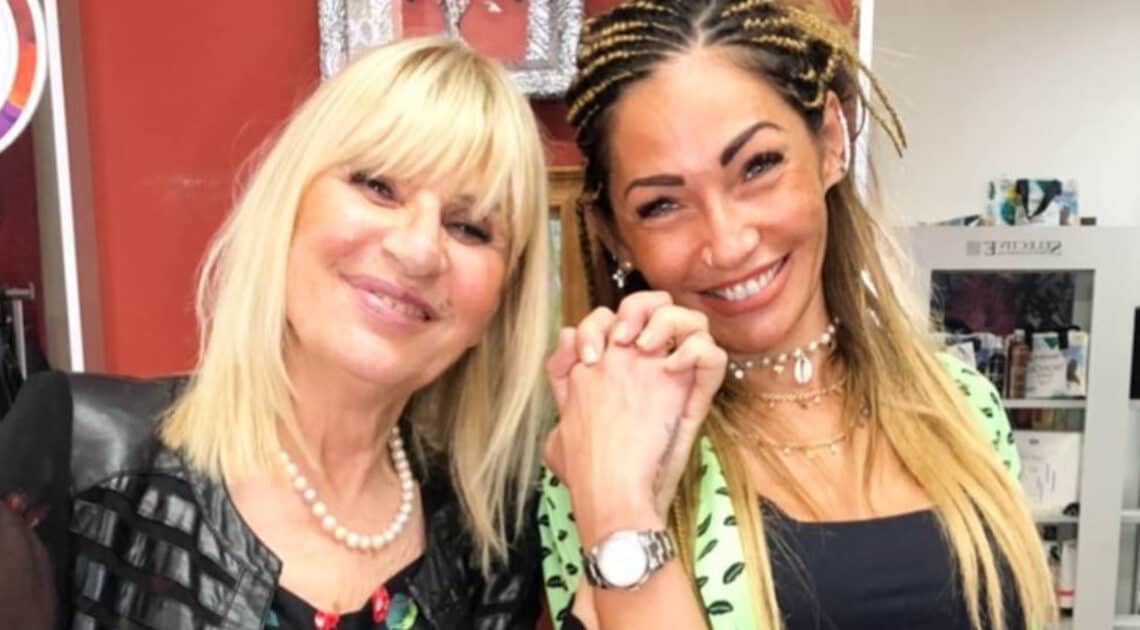 UeD, Ida Platano prende le difese di Gemma: “Mi dà molto fastidio quando viene derisa” UeD, Ida Platano prende le difese di Gemma: “Mi dà molto fastidio quando viene derisa”