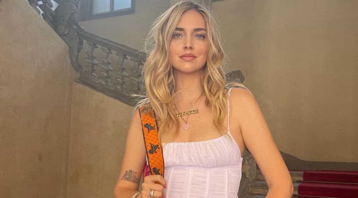 Chiara Ferragni sui social, eruzioni cutanee dopo i giorni di stress dovuti alla malattia di Fedez “La pelle la mia più grande insicurezza fisica” Chiara Ferragni sui social, eruzioni cutanee dopo i giorni di stress dovuti alla malattia di Fedez “La pelle la mia più grande insicurezza fisica”
