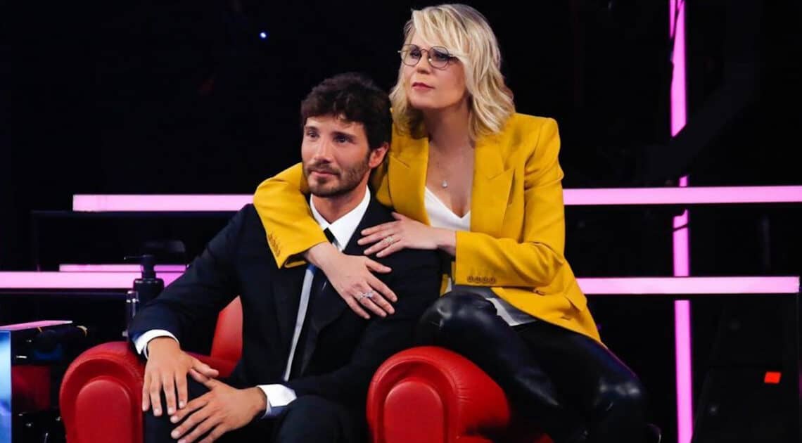Stefano De Martino su Maria De Filippi: “Perfezionista fino alla maniacalità, ma..” Stefano De Martino su Maria De Filippi: “Perfezionista fino alla maniacalità, ma..”