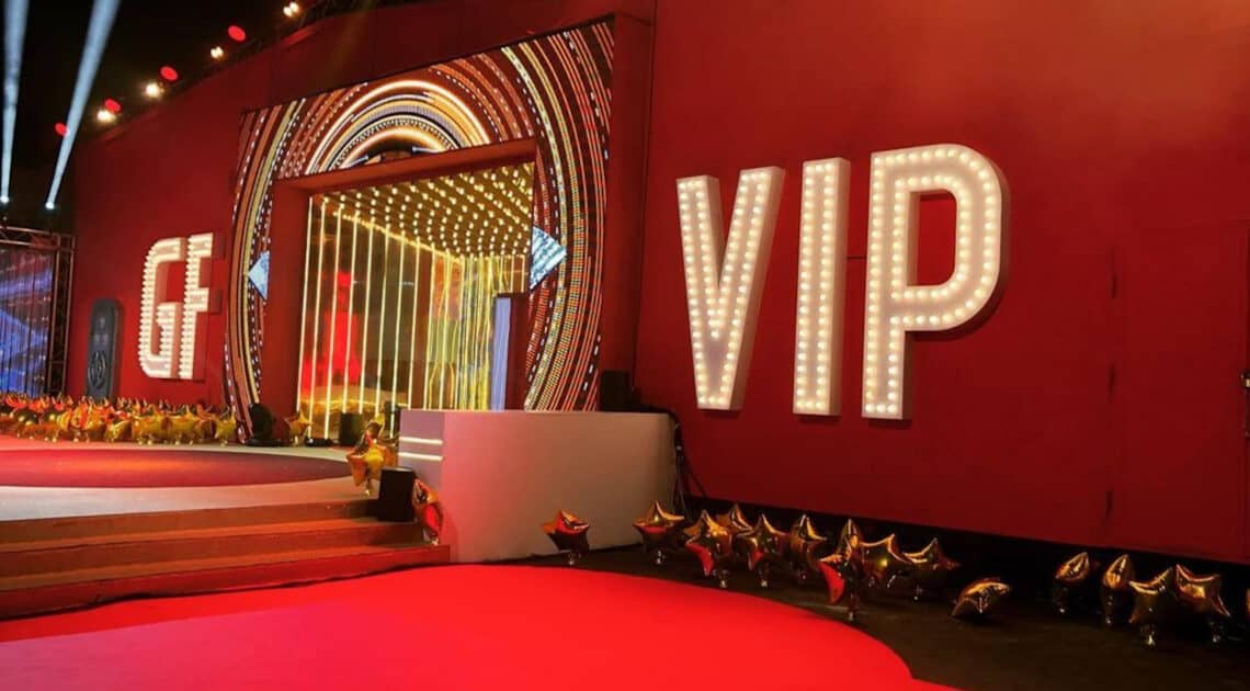 Addio Grande Fratello Vip 6, la casa viene smantellata. *VIDEO* Addio Grande Fratello Vip 6, la casa viene smantellata. *VIDEO*