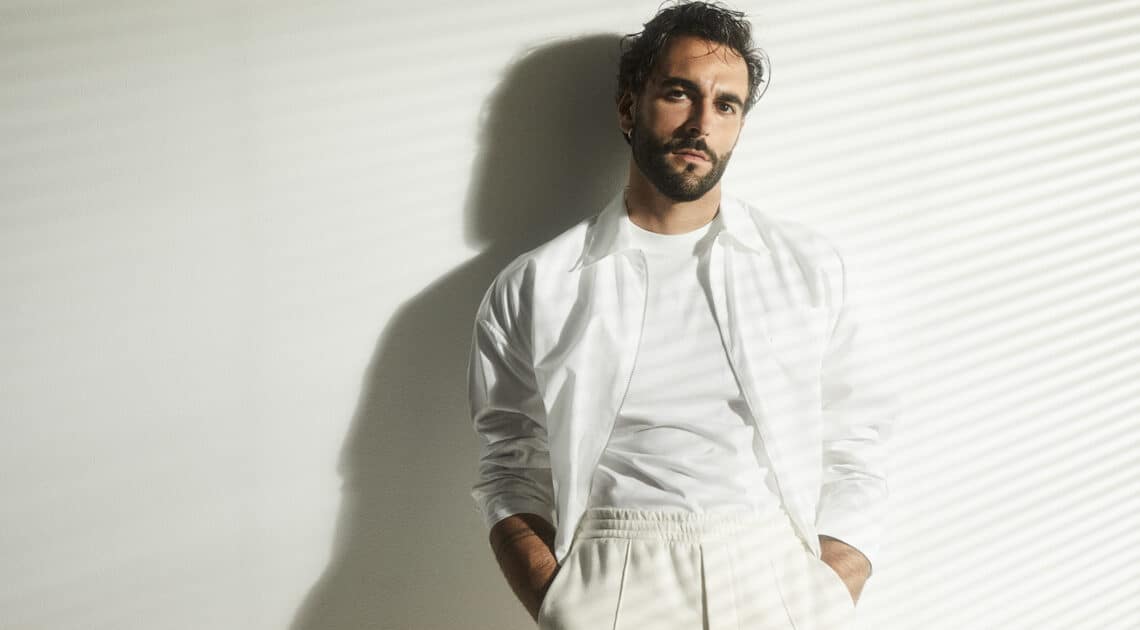 Marco Mengoni, la copertina di “MATERIA (TERRA)” diventa un’opera unica dipinta dal cantautore Marco Mengoni, la copertina di “MATERIA (TERRA)” diventa un’opera unica dipinta dal cantautore