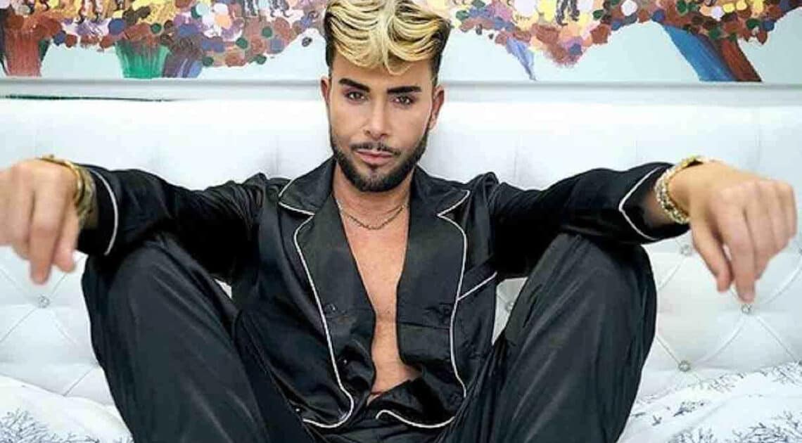 GF Vip, Ancora rivelazioni sugli amanti di Giacomo Urtis spunta anche un cantante famoso GF Vip, Ancora rivelazioni sugli amanti di Giacomo Urtis spunta anche un cantante famoso