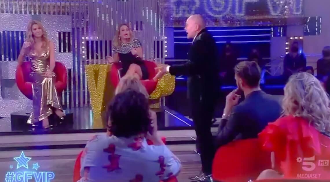 Gf Vip Sonia Bruganelli Abbandona Lo Studio Dopo Un Battibecco Con Alfonso Signorini Mondotv 24