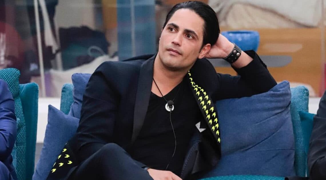 GF Vip, Biagio D’Anelli prova a voltare pagina, dimentica Miriana con un’altra donna? GF Vip, Biagio D’Anelli prova a voltare pagina, dimentica Miriana con un’altra donna?