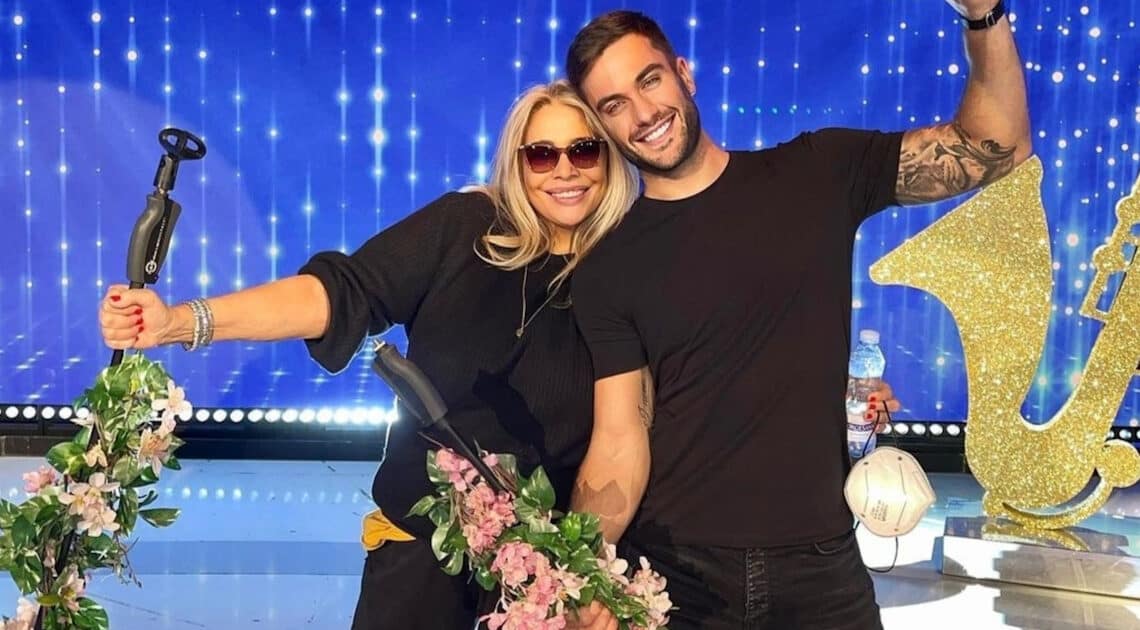 Pretelli/Venier, arriva il chiarimento, Pierpaolo “aiuta” Domenica In anche a distanza Pretelli/Venier, arriva il chiarimento, Pierpaolo “aiuta” Domenica In anche a distanza