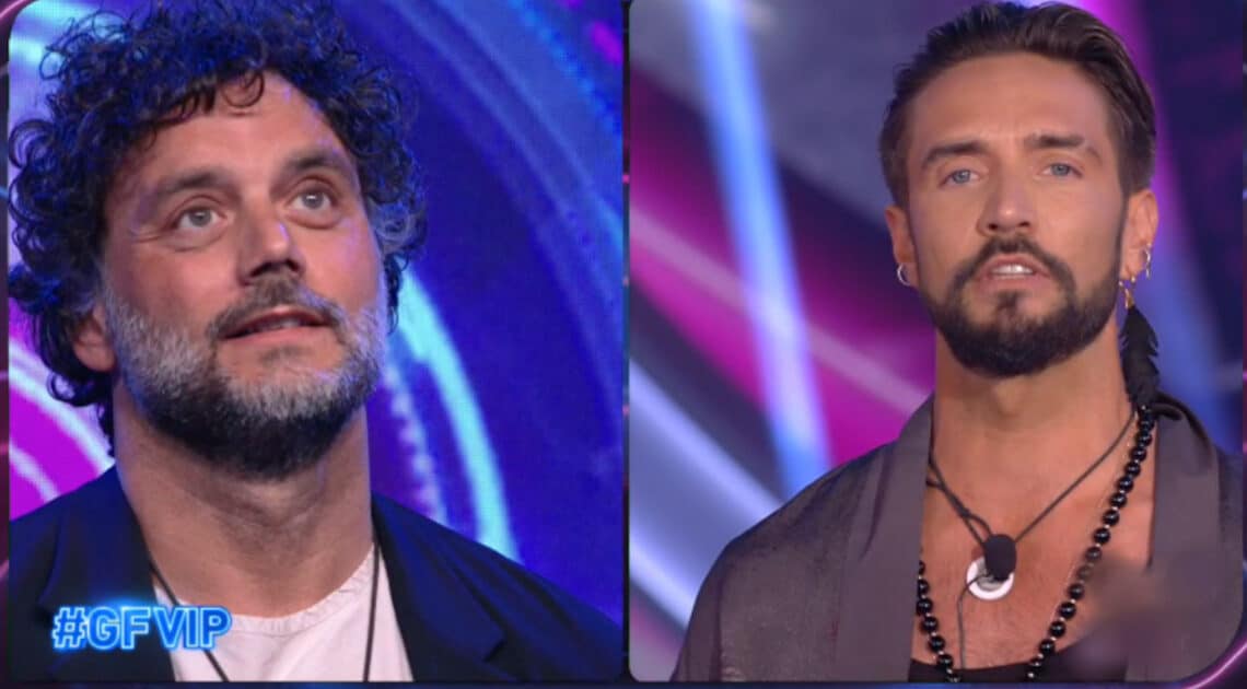 GF Vip, Arriva la resa dei conti tra Alex e Barù “Dov’è il tuo titolo nobiliare? Non vedo eleganza” GF Vip, Arriva la resa dei conti tra Alex e Barù “Dov’è il tuo titolo nobiliare? Non vedo eleganza”