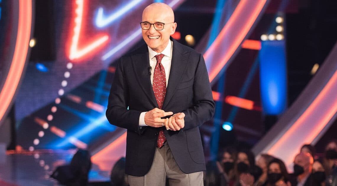 GF Vip, Alfonso Signorini ” Il GF per natura deve essere scorretto, non si può dare una diversa immagine della realtà” GF Vip, Alfonso Signorini ” Il GF per natura deve essere scorretto, non si può dare una diversa immagine della realtà”