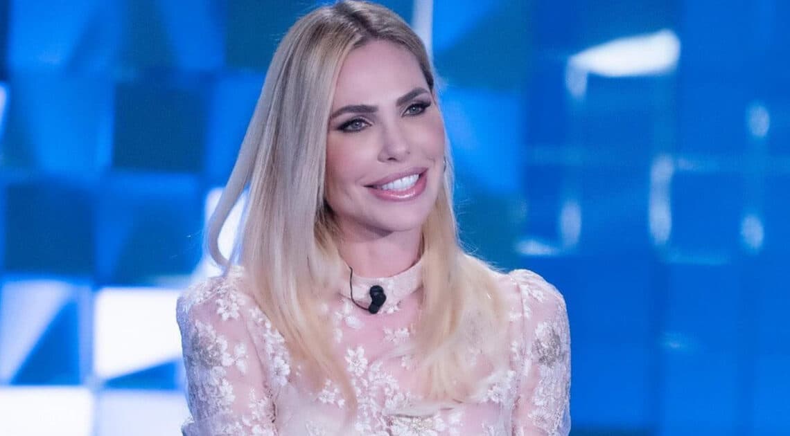 Verissimo, Ilary Blasi contro i quotidiani nazionali “Hanno fatto una figura di mer*a” Verissimo, Ilary Blasi contro i quotidiani nazionali “Hanno fatto una figura di mer*a”