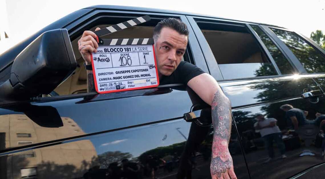 Il teaser di “BLOCCO 181”, Su Sky e NOW a maggio la prima in-house Sky Studios per l’Italia Il teaser di “BLOCCO 181”, Su Sky e NOW a maggio la prima in-house Sky Studios per l’Italia