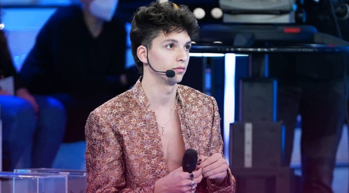 Amici 21, Luigi Strangis, messaggio d’amore per il programma, ecco le sue parole Amici 21, Luigi Strangis, messaggio d’amore per il programma, ecco le sue parole