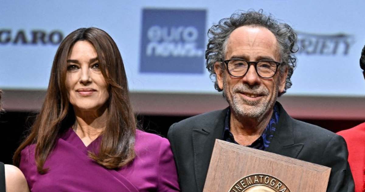 Monica Bellucci: compleanno a Roma con il compagno Tim Burton Ecco le ultime indiscrezioni.