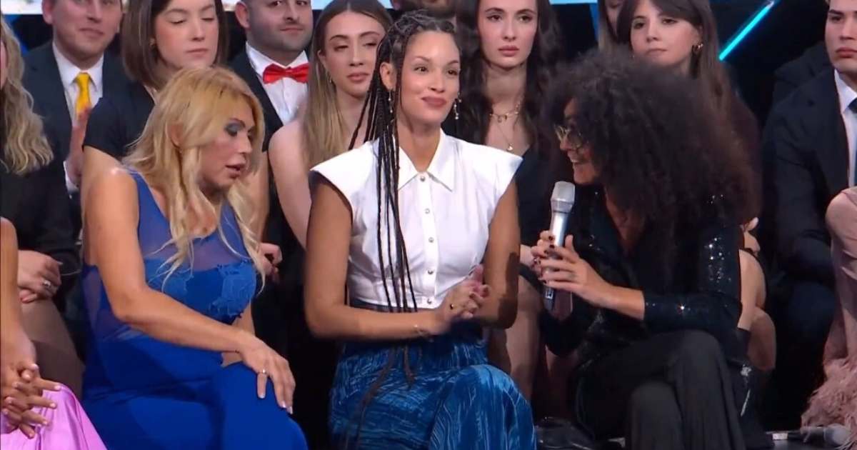 Isola Dei Famosi, la madre di Greta contro Rosanna: “Ora hai stufato!”