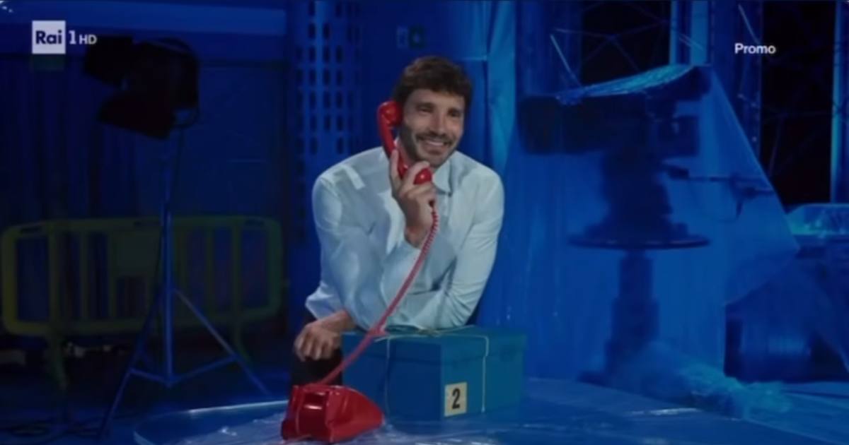 Stefano De Martino supera i 5 milioni di telespettatori con AffariTuoi superando il record dello scorso anno