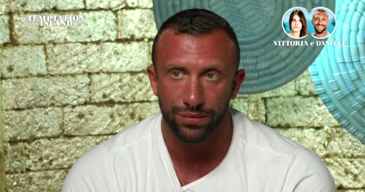 Crollo emotivo sui social per Daniele De Bosis di Temptation Island: “Da nove mesi così”