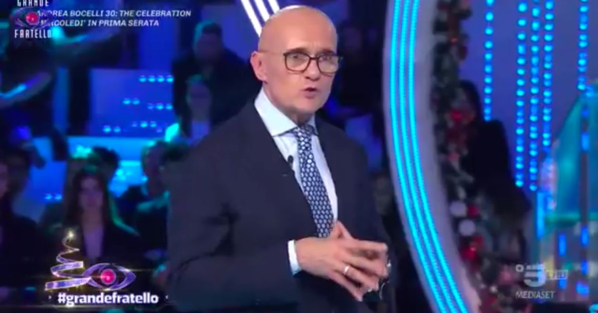 Grande Fratello, tra denunce, uscite clamorose e amori non troppo convincenti: il commento della serata e le nomination