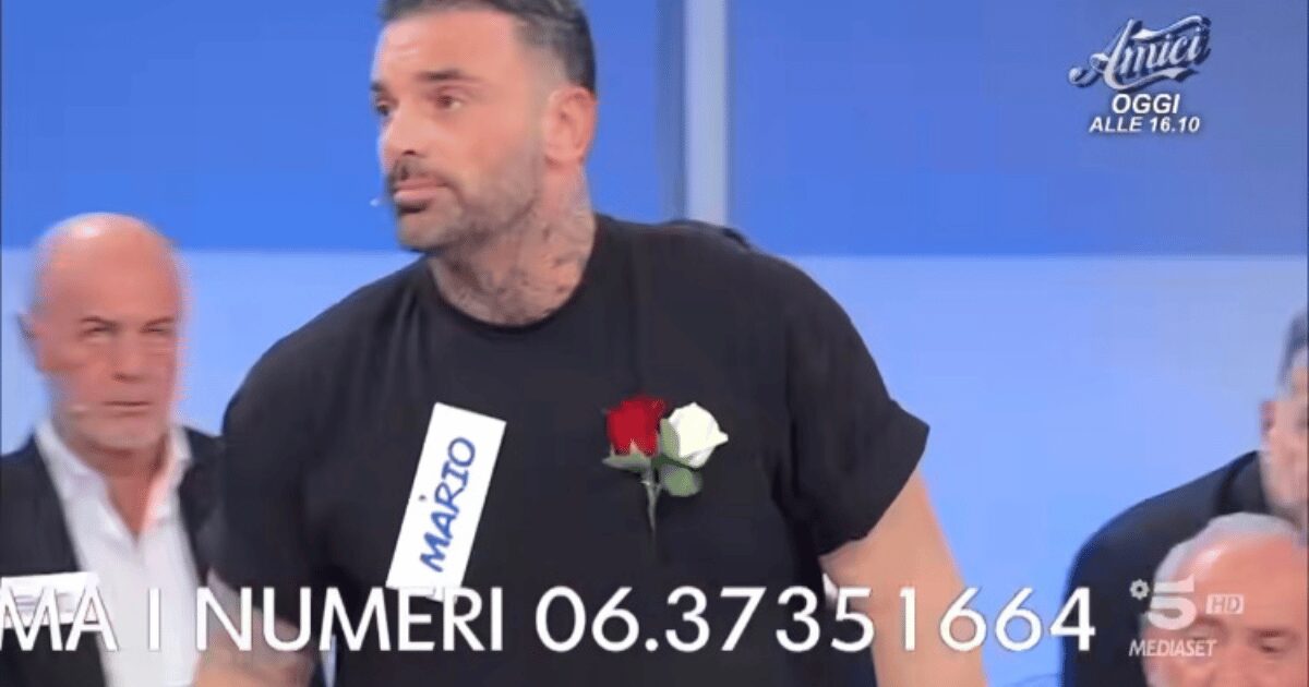 Uomini e Donne, Mario Cusitore lascia definitivamente il programma, c’entra la segnalazione sul tronista Alessio