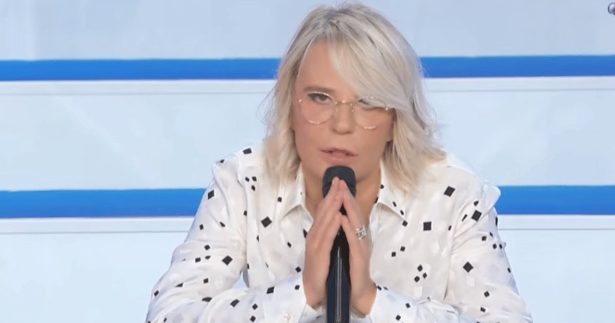 Anticipazioni Uomini e Donne, tornano Roberta Di Padua e Alessandro Vicinanza, nuovi baci per i Tronisti