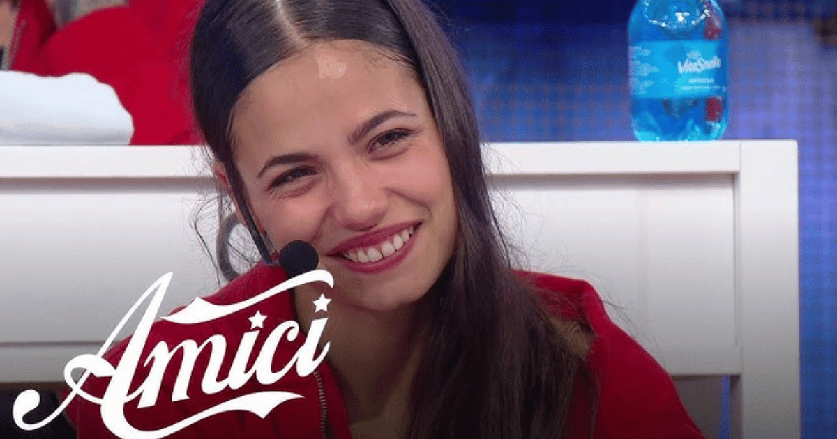 amici-25-paola-si-apre-con-isobel-sulle-sue-insicurezze