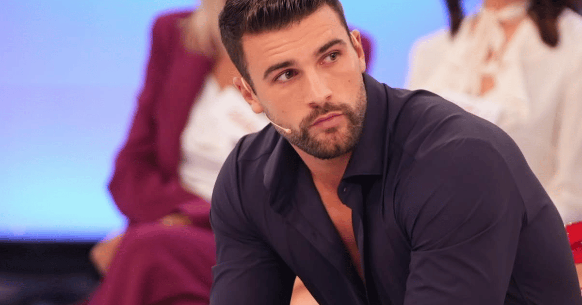 Uomini e Donne, Flavio Ubirti torna sui social dopo la scelta: le sue parole