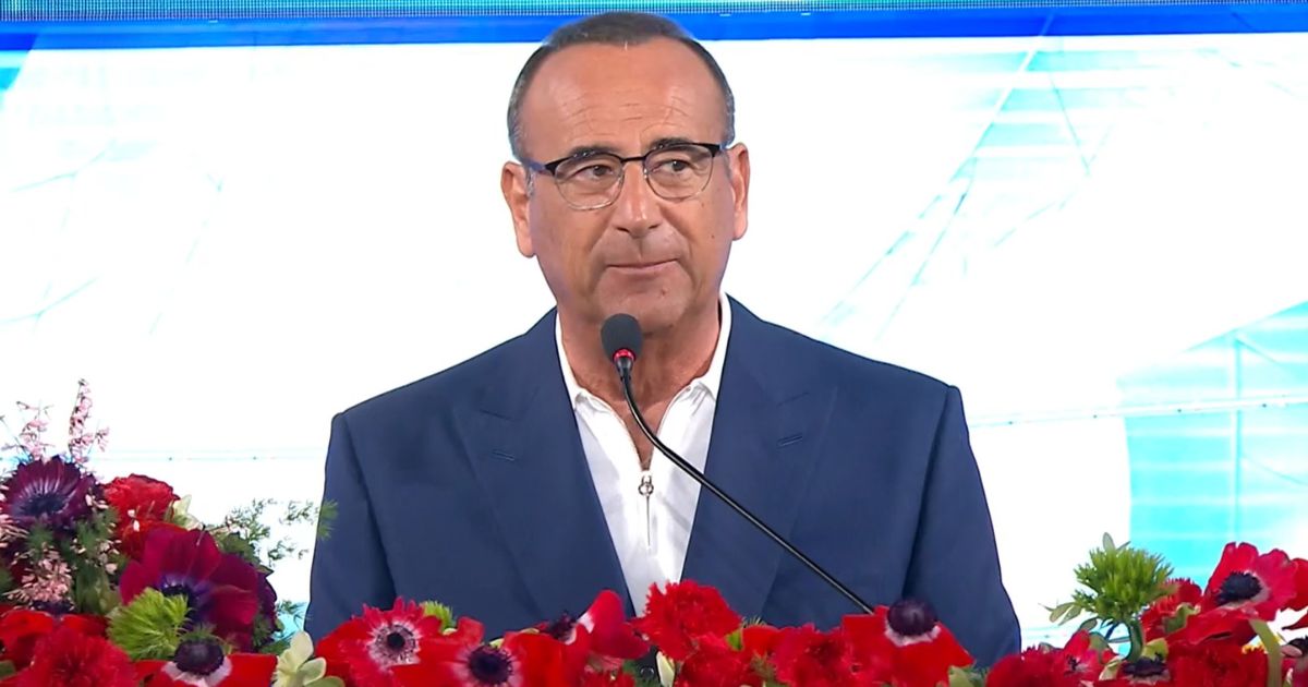 Scaletta terza serata Sanremo 2026: l’ordine di uscita ufficiale dei 15 cantanti, ospiti e gli orari