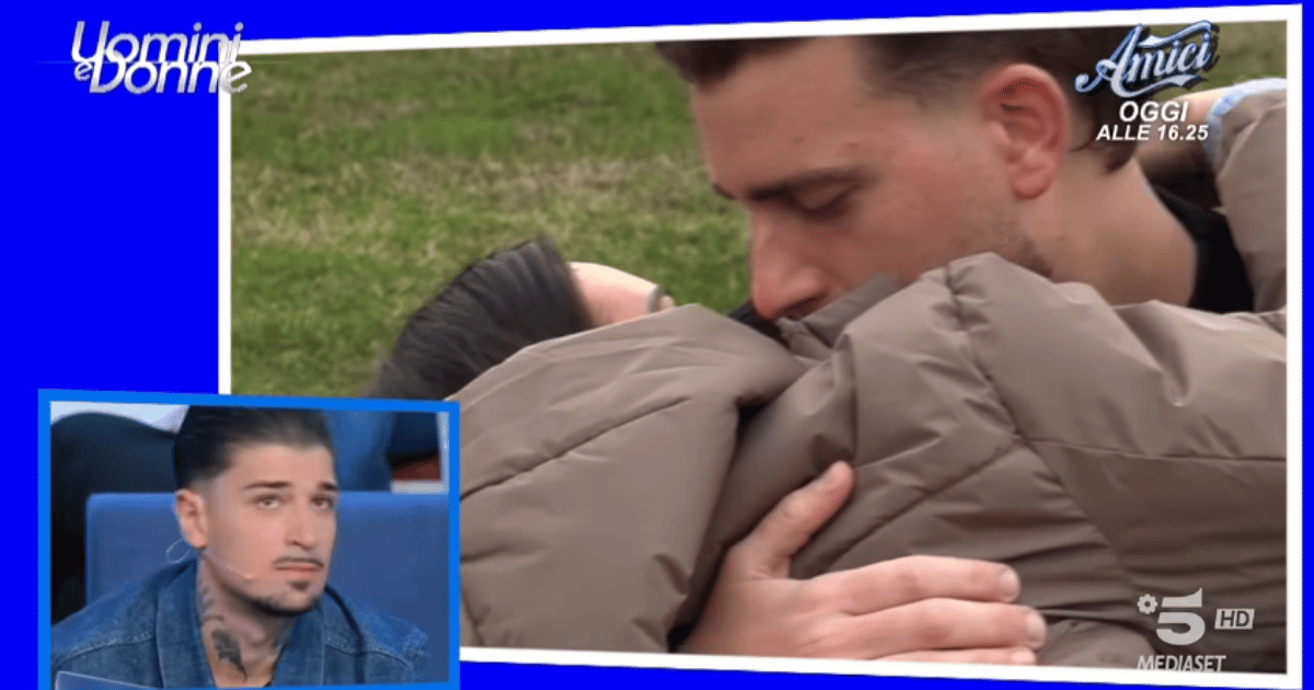 Uomini e Donne: Alessio Rubeca conquista Sara Gaudenzi e scatta il bacio, ma in studio scoppia la tensione